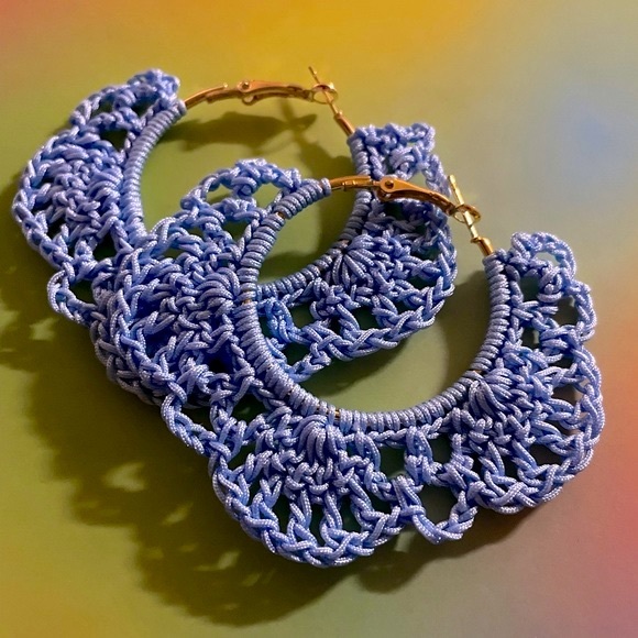 CROCHET LACEY HOOP EARRINGS- CORNFLOWER BLUE - Picture 1 of 3